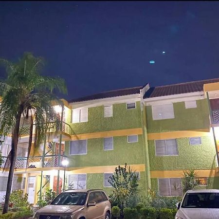 New Kingston Retreat Apartment Екстериор снимка